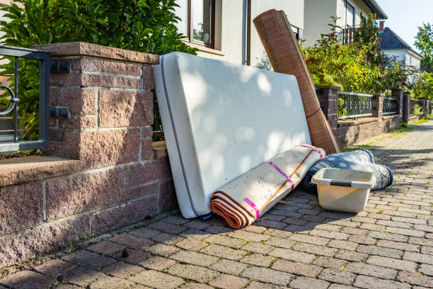 Best Garage Cleanout Services  in Munsey Park, NY